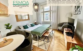 Esmoa Apartments - Ovenecka, Praha 7 - Plne Vybaven